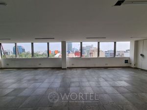 Renta de Oficina Del Valle | 190 m2 | Acondicionada