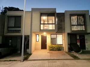 CASA EN VENTA EN ZOI SUR RESIDENCIAL, JARDINES DE SANTA ANITA, TLAJOMULCO