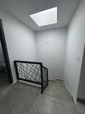 CASA EN VENTA, LADERAS MONTERREY TIJUANA, 5 MIN DE ZONA RÍO