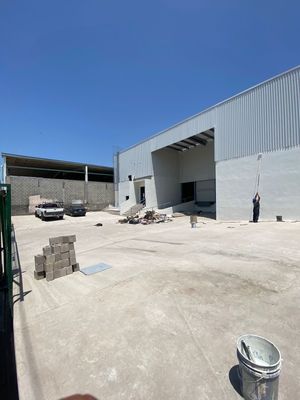 BODEGA EN RENTA, MUY FACIL ACCESO A ZONA INDUSTRIAL OTAY,  RECIEN CONSTRUIDA.