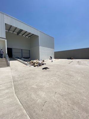 BODEGA EN RENTA, MUY FACIL ACCESO A ZONA INDUSTRIAL OTAY,  RECIEN CONSTRUIDA.