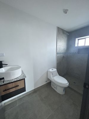 CASA EN VENTA, LADERAS MONTERREY TIJUANA, 5 MIN DE ZONA RÍO