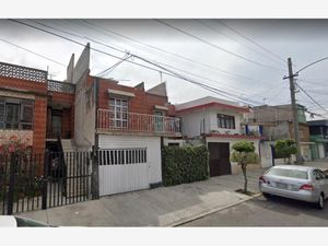 Casa en Venta en Constitucion de 1917 Iztapalapa