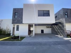 Casa en Venta en San Gaspar Tlahuelilpan Metepec