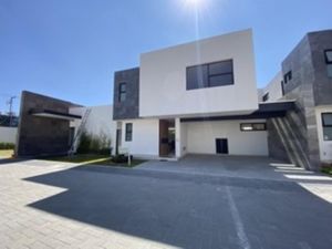 Casa en Venta en San Gaspar Tlahuelilpan Metepec