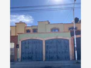 Casa en Renta en Villas de San Fermín Guadalupe