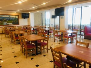 LOCAL COMERCIAL (RESTAURANTE) DE 1,125M2. SATÉLITE