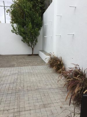 Renta de casa 3 recamaras en Jardines de Agua Caliente Tijuana