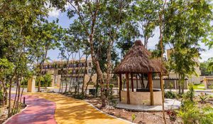 Casas y Departamentos en Venta, Real Lucerna, Playa  del Carmen.