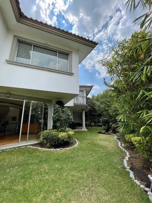 Casa en Bosques de las Lomas a la Renta