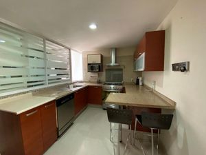 Se vende departamento cerca de parque hundido.