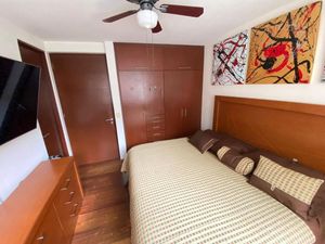 Se vende departamento cerca de parque hundido.