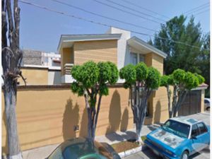 Casa en Venta en La Calma Zapopan