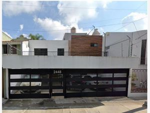 Casa en Venta en Bosques de La Victoria Guadalajara