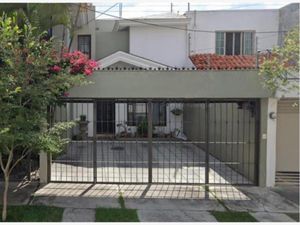 Casa en Venta en Prados Tepeyac Zapopan