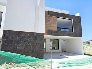 Casa en Venta en Angelopolis Puebla