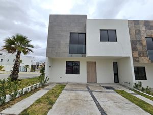 Casa en Venta en Angelopolis Puebla