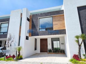 Casa en Venta en Lomas de Angelópolis San Andrés Cholula