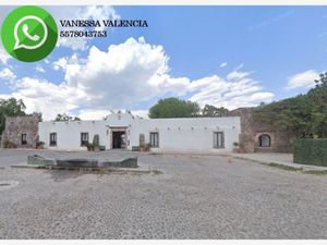 Casa en Venta en Raquet Club Querétaro