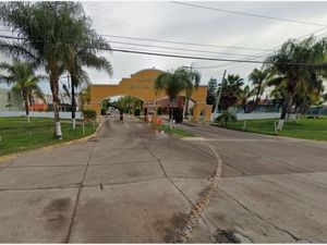 Casa en Venta en El Paraíso Tlajomulco de Zúñiga