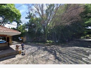 Casa en Venta en Jardines de Ahuatepec Cuernavaca