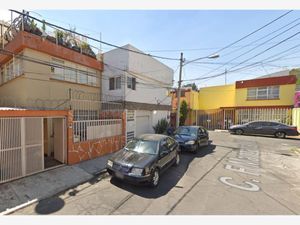 Casa en Venta en Educacion Coyoacán