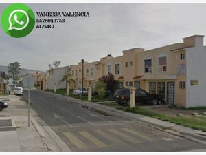 Casa en Venta en Villa Fontana San Pedro Tlaquepaque