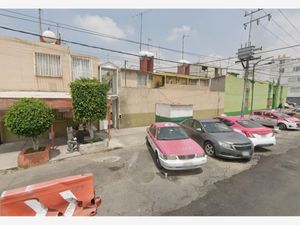 Casa en Venta en Penitenciaria Venustiano Carranza