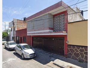 Casa en Venta en Agustín Yáñez Guadalajara