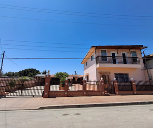 Casa  Amueblada en venta en El Sauzal, Ensenada B.C.