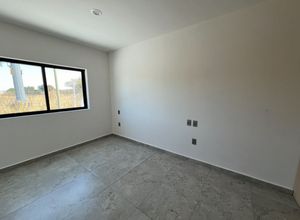 CASA  NUEVA EN VENTA PARQUES VALLARTA