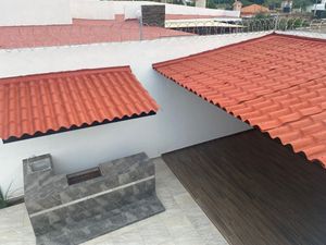 CASA  NUEVA EN VENTA EN EL ARENAL HUAXTLA