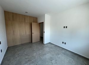 CASA  NUEVA EN VENTA PARQUES VALLARTA