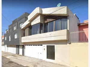 Casa en Venta en Jardines de San Manuel Puebla