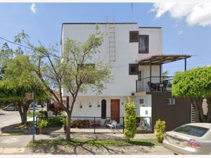 Casa en Venta en Paseos del Sol Zapopan