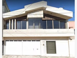 Casa en Venta en Jardines de San Manuel Puebla