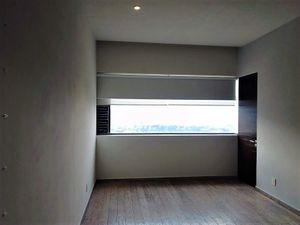 Venta en Club Residencial Bosques, vista panorámica a la ciudad.