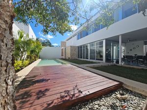 CASA EN VENTA EN PRIVADA EL SECRETO MUY CERCA DE PLAZA LA ISLA