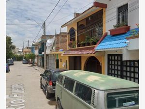 Casa en Venta en La Luz León