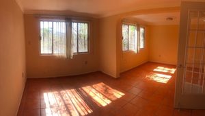 En renta casa para oficina o consultorio en Blvd. Guanajuato
