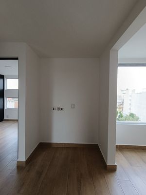 Departamento con roof privado, remodelado.