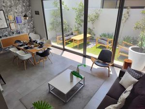 ¡CASA EN VENTA EN EL FRACC TOSSÁ AL SUR DE LA CIUDAD