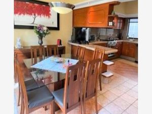 Casa en Venta en La Calma Zapopan