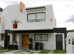 Casa en Venta en Juriquilla Santa Fe Querétaro