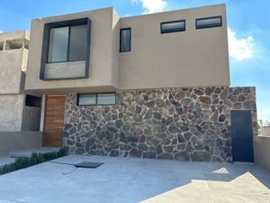 Casa nueva Laztana Juriquilla 4 Rec una en Planta baja