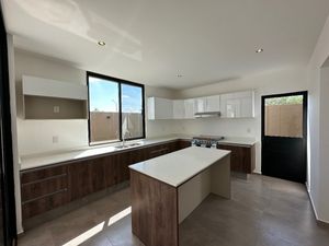 Casa nueva Laztana Juriquilla 4 Rec una en Planta baja