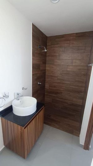 Casa en venta de 3 recámaras cada una con su baño en Querétaro