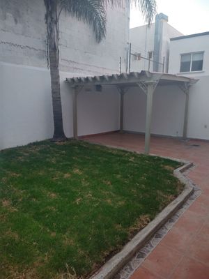 Casa en venta de 3 recamaras en Centro sur, Queretaro