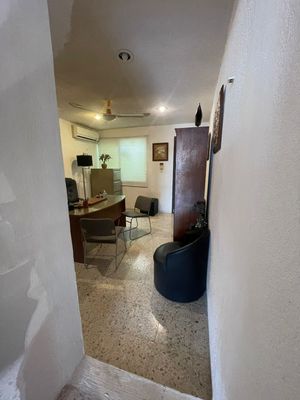 Casa de una planta en Residencial los Pinos