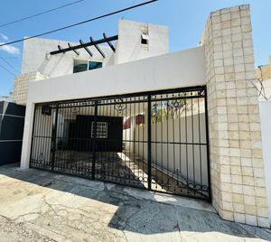 Casa con Alberca, dentro del Periférico de Mérida